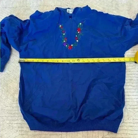 Vintage Blast Pullover Lightweight Hoodie - Picture 1 of 5